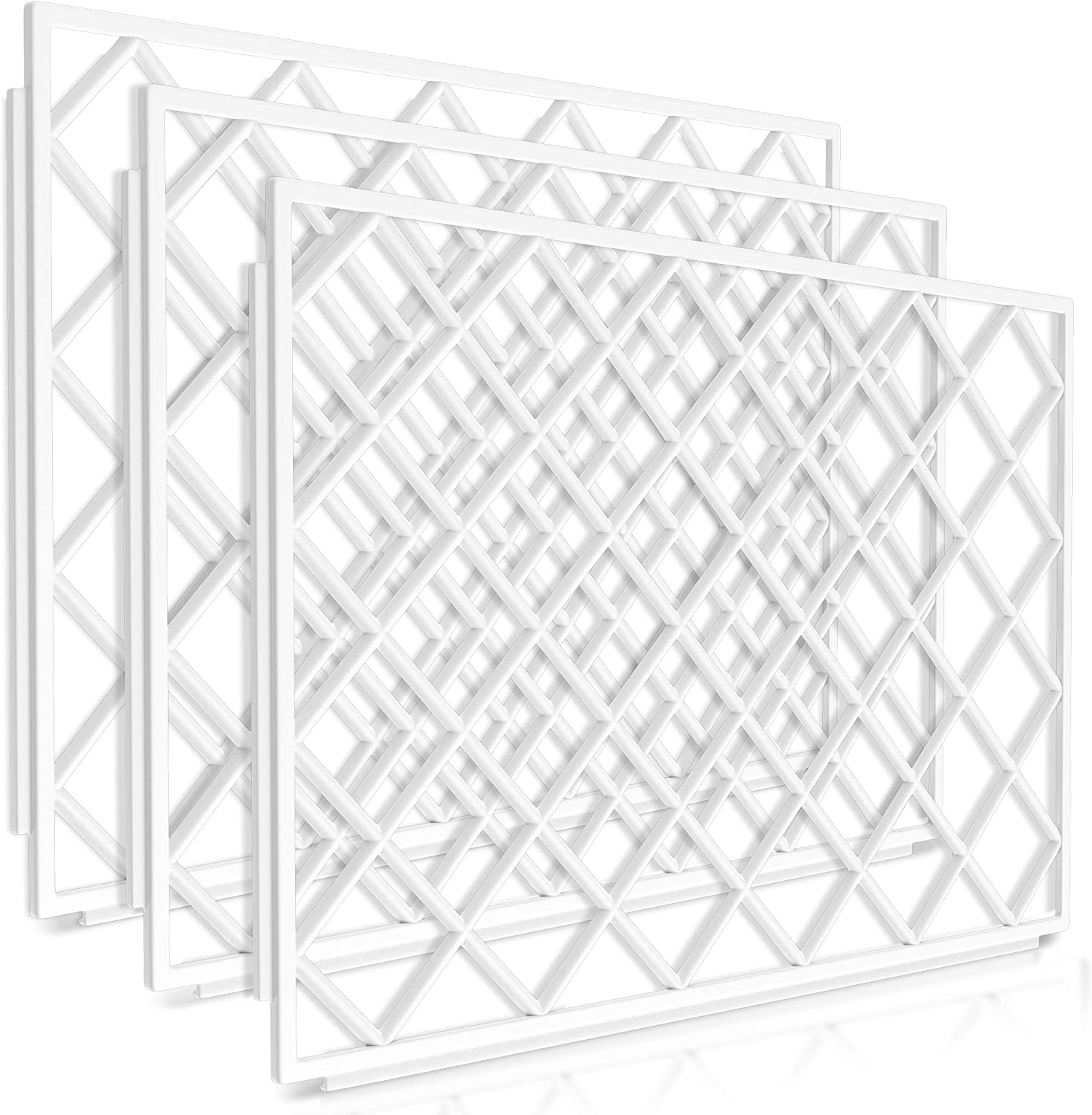 Featured image for “Esatto Bar Products 10 Pieces Interlocking Shelf Mats 8 x 12 Inches, Clear – For Spills, Clean Bars, Stain Protection, and an Anti-slip Surface”